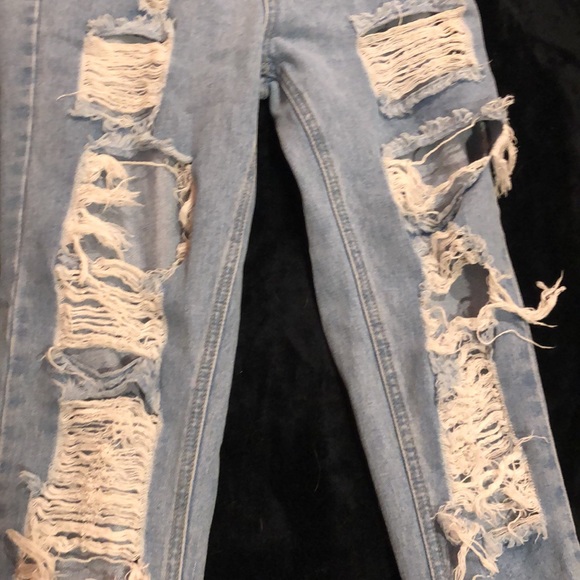 Ripped Jeans - Picture 4 of 4